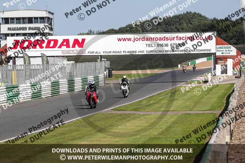 enduro digital images;event digital images;eventdigitalimages;mallory park;mallory park photographs;mallory park trackday;mallory park trackday photographs;no limits trackdays;peter wileman photography;racing digital images;trackday digital images;trackday photos