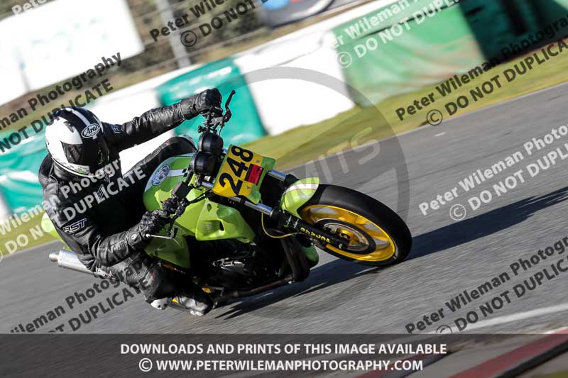 enduro digital images;event digital images;eventdigitalimages;mallory park;mallory park photographs;mallory park trackday;mallory park trackday photographs;no limits trackdays;peter wileman photography;racing digital images;trackday digital images;trackday photos