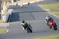 enduro-digital-images;event-digital-images;eventdigitalimages;mallory-park;mallory-park-photographs;mallory-park-trackday;mallory-park-trackday-photographs;no-limits-trackdays;peter-wileman-photography;racing-digital-images;trackday-digital-images;trackday-photos