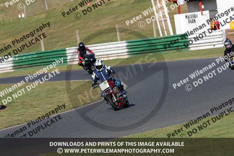 enduro digital images;event digital images;eventdigitalimages;mallory park;mallory park photographs;mallory park trackday;mallory park trackday photographs;no limits trackdays;peter wileman photography;racing digital images;trackday digital images;trackday photos