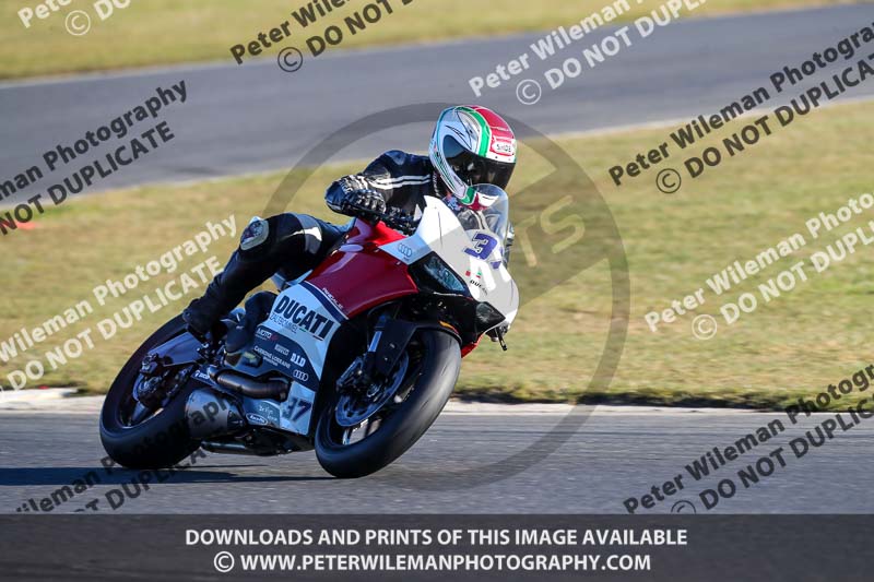 enduro digital images;event digital images;eventdigitalimages;no limits trackdays;peter wileman photography;racing digital images;snetterton;snetterton no limits trackday;snetterton photographs;snetterton trackday photographs;trackday digital images;trackday photos