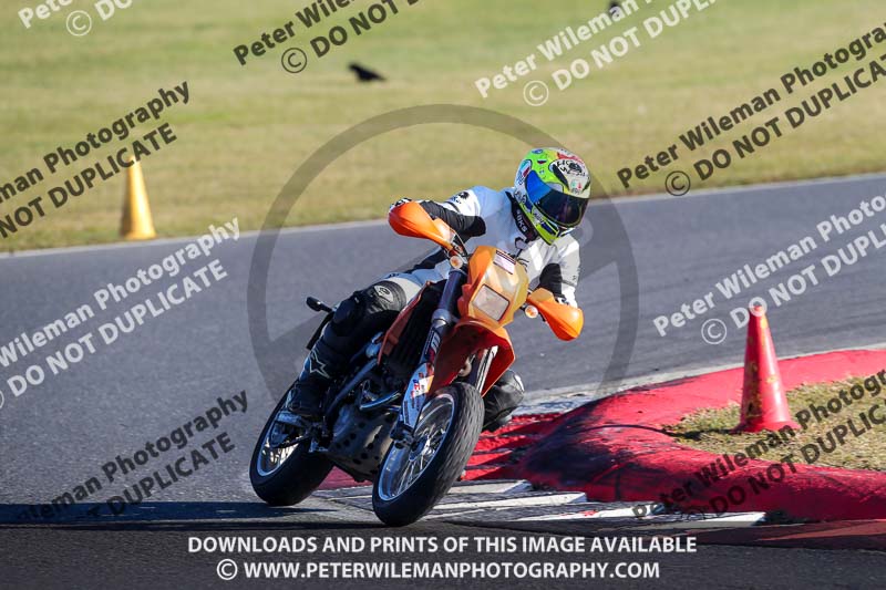 enduro digital images;event digital images;eventdigitalimages;no limits trackdays;peter wileman photography;racing digital images;snetterton;snetterton no limits trackday;snetterton photographs;snetterton trackday photographs;trackday digital images;trackday photos