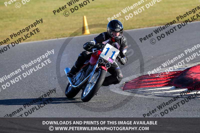 enduro digital images;event digital images;eventdigitalimages;no limits trackdays;peter wileman photography;racing digital images;snetterton;snetterton no limits trackday;snetterton photographs;snetterton trackday photographs;trackday digital images;trackday photos