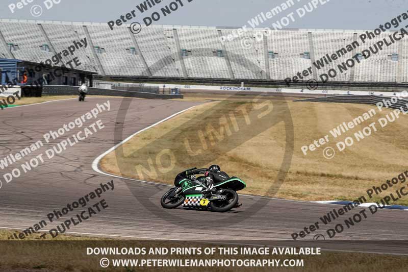 Rockingham no limits trackday;enduro digital images;event digital images;eventdigitalimages;no limits trackdays;peter wileman photography;racing digital images;rockingham raceway northamptonshire;rockingham trackday photographs;trackday digital images;trackday photos