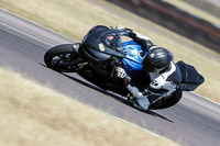 Rockingham-no-limits-trackday;enduro-digital-images;event-digital-images;eventdigitalimages;no-limits-trackdays;peter-wileman-photography;racing-digital-images;rockingham-raceway-northamptonshire;rockingham-trackday-photographs;trackday-digital-images;trackday-photos