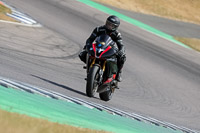 Rockingham-no-limits-trackday;enduro-digital-images;event-digital-images;eventdigitalimages;no-limits-trackdays;peter-wileman-photography;racing-digital-images;rockingham-raceway-northamptonshire;rockingham-trackday-photographs;trackday-digital-images;trackday-photos