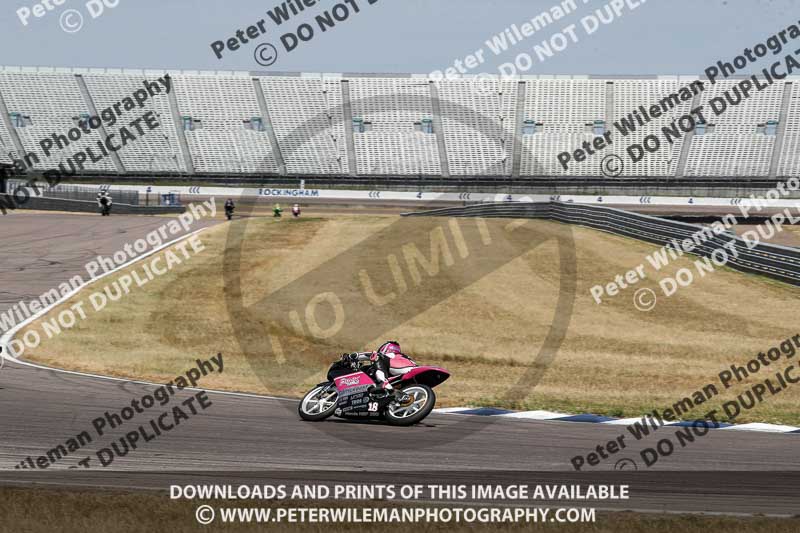 Rockingham no limits trackday;enduro digital images;event digital images;eventdigitalimages;no limits trackdays;peter wileman photography;racing digital images;rockingham raceway northamptonshire;rockingham trackday photographs;trackday digital images;trackday photos