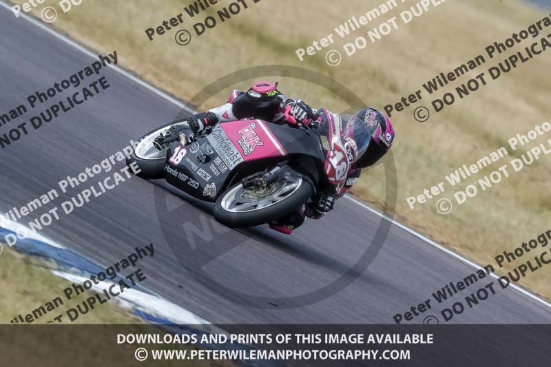 Rockingham no limits trackday;enduro digital images;event digital images;eventdigitalimages;no limits trackdays;peter wileman photography;racing digital images;rockingham raceway northamptonshire;rockingham trackday photographs;trackday digital images;trackday photos