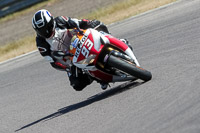 Rockingham-no-limits-trackday;enduro-digital-images;event-digital-images;eventdigitalimages;no-limits-trackdays;peter-wileman-photography;racing-digital-images;rockingham-raceway-northamptonshire;rockingham-trackday-photographs;trackday-digital-images;trackday-photos