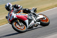 Rockingham-no-limits-trackday;enduro-digital-images;event-digital-images;eventdigitalimages;no-limits-trackdays;peter-wileman-photography;racing-digital-images;rockingham-raceway-northamptonshire;rockingham-trackday-photographs;trackday-digital-images;trackday-photos