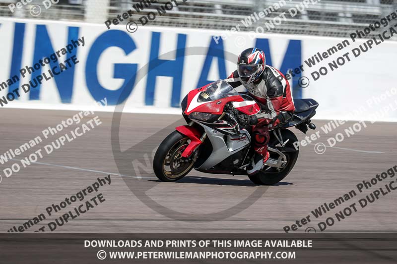Rockingham no limits trackday;enduro digital images;event digital images;eventdigitalimages;no limits trackdays;peter wileman photography;racing digital images;rockingham raceway northamptonshire;rockingham trackday photographs;trackday digital images;trackday photos