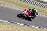 Rockingham-no-limits-trackday;enduro-digital-images;event-digital-images;eventdigitalimages;no-limits-trackdays;peter-wileman-photography;racing-digital-images;rockingham-raceway-northamptonshire;rockingham-trackday-photographs;trackday-digital-images;trackday-photos