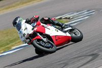 Rockingham-no-limits-trackday;enduro-digital-images;event-digital-images;eventdigitalimages;no-limits-trackdays;peter-wileman-photography;racing-digital-images;rockingham-raceway-northamptonshire;rockingham-trackday-photographs;trackday-digital-images;trackday-photos