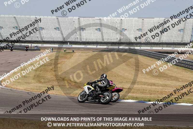 Rockingham no limits trackday;enduro digital images;event digital images;eventdigitalimages;no limits trackdays;peter wileman photography;racing digital images;rockingham raceway northamptonshire;rockingham trackday photographs;trackday digital images;trackday photos