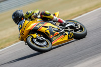 Rockingham-no-limits-trackday;enduro-digital-images;event-digital-images;eventdigitalimages;no-limits-trackdays;peter-wileman-photography;racing-digital-images;rockingham-raceway-northamptonshire;rockingham-trackday-photographs;trackday-digital-images;trackday-photos