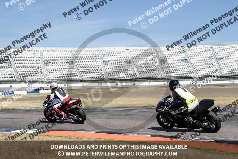 Rockingham no limits trackday;enduro digital images;event digital images;eventdigitalimages;no limits trackdays;peter wileman photography;racing digital images;rockingham raceway northamptonshire;rockingham trackday photographs;trackday digital images;trackday photos