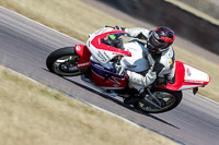 Rockingham-no-limits-trackday;enduro-digital-images;event-digital-images;eventdigitalimages;no-limits-trackdays;peter-wileman-photography;racing-digital-images;rockingham-raceway-northamptonshire;rockingham-trackday-photographs;trackday-digital-images;trackday-photos