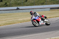 Rockingham-no-limits-trackday;enduro-digital-images;event-digital-images;eventdigitalimages;no-limits-trackdays;peter-wileman-photography;racing-digital-images;rockingham-raceway-northamptonshire;rockingham-trackday-photographs;trackday-digital-images;trackday-photos