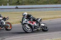 Rockingham-no-limits-trackday;enduro-digital-images;event-digital-images;eventdigitalimages;no-limits-trackdays;peter-wileman-photography;racing-digital-images;rockingham-raceway-northamptonshire;rockingham-trackday-photographs;trackday-digital-images;trackday-photos
