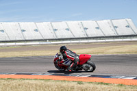 Rockingham-no-limits-trackday;enduro-digital-images;event-digital-images;eventdigitalimages;no-limits-trackdays;peter-wileman-photography;racing-digital-images;rockingham-raceway-northamptonshire;rockingham-trackday-photographs;trackday-digital-images;trackday-photos