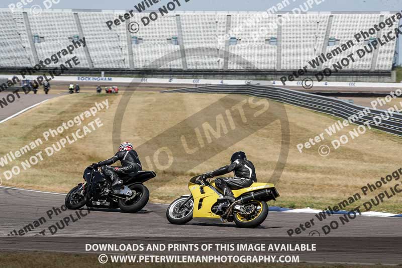 Rockingham no limits trackday;enduro digital images;event digital images;eventdigitalimages;no limits trackdays;peter wileman photography;racing digital images;rockingham raceway northamptonshire;rockingham trackday photographs;trackday digital images;trackday photos