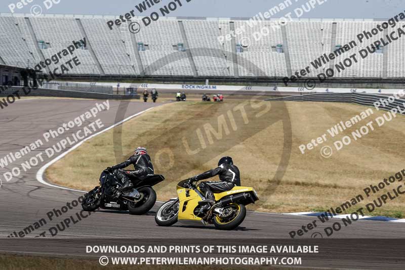 Rockingham no limits trackday;enduro digital images;event digital images;eventdigitalimages;no limits trackdays;peter wileman photography;racing digital images;rockingham raceway northamptonshire;rockingham trackday photographs;trackday digital images;trackday photos