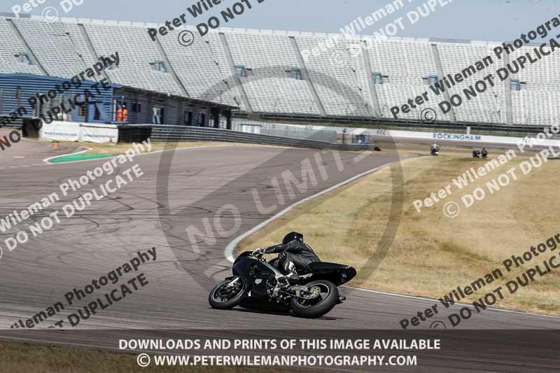 Rockingham no limits trackday;enduro digital images;event digital images;eventdigitalimages;no limits trackdays;peter wileman photography;racing digital images;rockingham raceway northamptonshire;rockingham trackday photographs;trackday digital images;trackday photos