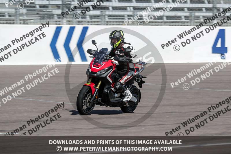 Rockingham no limits trackday;enduro digital images;event digital images;eventdigitalimages;no limits trackdays;peter wileman photography;racing digital images;rockingham raceway northamptonshire;rockingham trackday photographs;trackday digital images;trackday photos