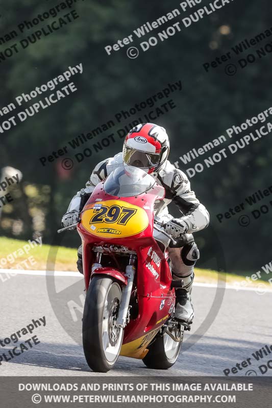 cadwell no limits trackday;cadwell park;cadwell park photographs;cadwell trackday photographs;enduro digital images;event digital images;eventdigitalimages;no limits trackdays;peter wileman photography;racing digital images;trackday digital images;trackday photos