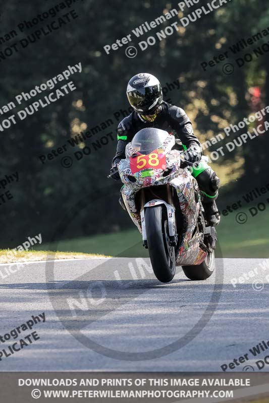 cadwell no limits trackday;cadwell park;cadwell park photographs;cadwell trackday photographs;enduro digital images;event digital images;eventdigitalimages;no limits trackdays;peter wileman photography;racing digital images;trackday digital images;trackday photos