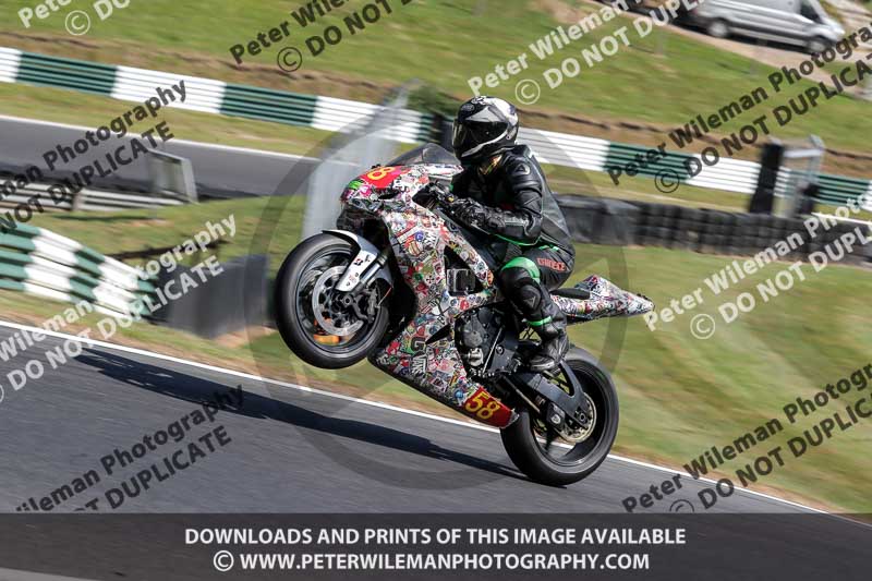 cadwell no limits trackday;cadwell park;cadwell park photographs;cadwell trackday photographs;enduro digital images;event digital images;eventdigitalimages;no limits trackdays;peter wileman photography;racing digital images;trackday digital images;trackday photos