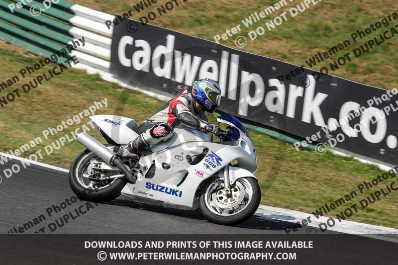 cadwell no limits trackday;cadwell park;cadwell park photographs;cadwell trackday photographs;enduro digital images;event digital images;eventdigitalimages;no limits trackdays;peter wileman photography;racing digital images;trackday digital images;trackday photos