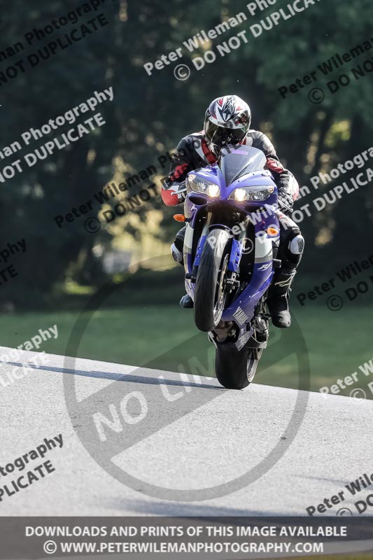 cadwell no limits trackday;cadwell park;cadwell park photographs;cadwell trackday photographs;enduro digital images;event digital images;eventdigitalimages;no limits trackdays;peter wileman photography;racing digital images;trackday digital images;trackday photos