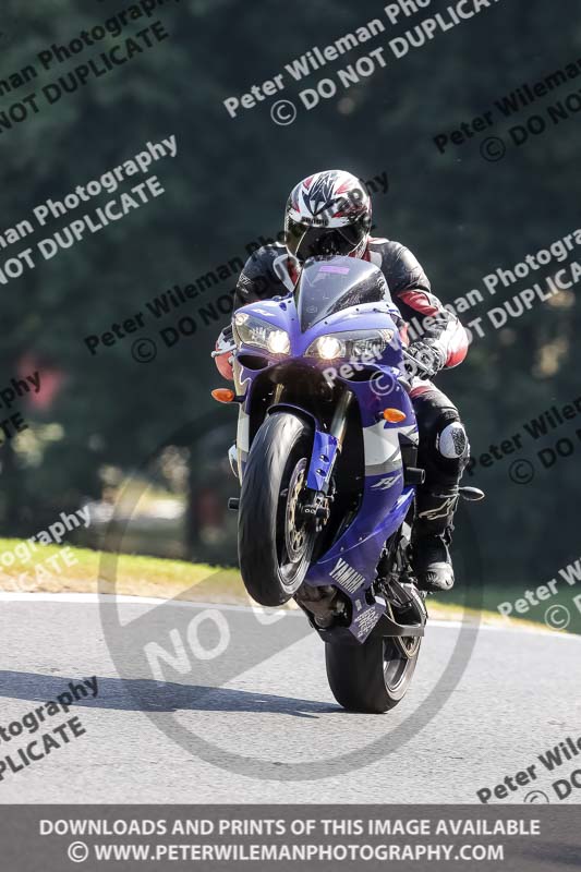 cadwell no limits trackday;cadwell park;cadwell park photographs;cadwell trackday photographs;enduro digital images;event digital images;eventdigitalimages;no limits trackdays;peter wileman photography;racing digital images;trackday digital images;trackday photos