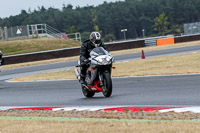 Evening Low/Mid Group Silver/Grey Bikes