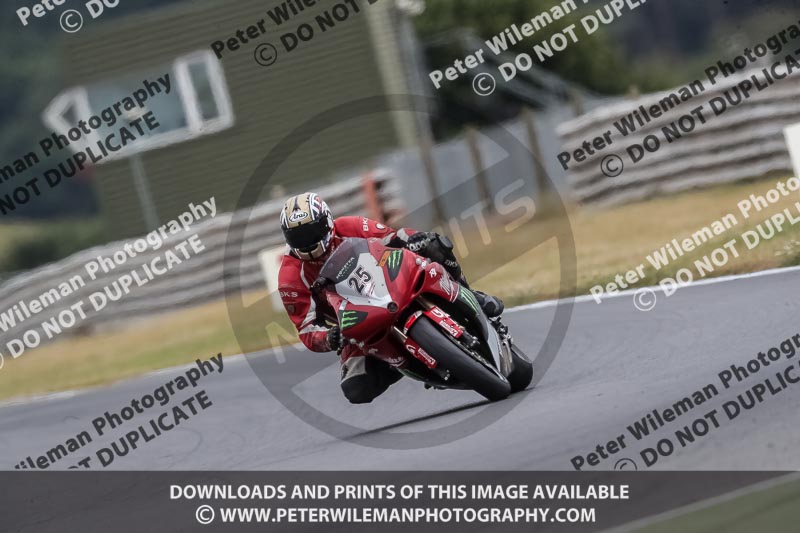 enduro digital images;event digital images;eventdigitalimages;no limits trackdays;peter wileman photography;racing digital images;snetterton;snetterton no limits trackday;snetterton photographs;snetterton trackday photographs;trackday digital images;trackday photos
