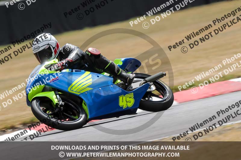 anglesey;brands hatch;cadwell park;croft;donington park;enduro digital images;event digital images;eventdigitalimages;mallory;no limits;oulton park;peter wileman photography;racing digital images;silverstone;snetterton;trackday digital images;trackday photos;vmcc banbury run;welsh 2 day enduro