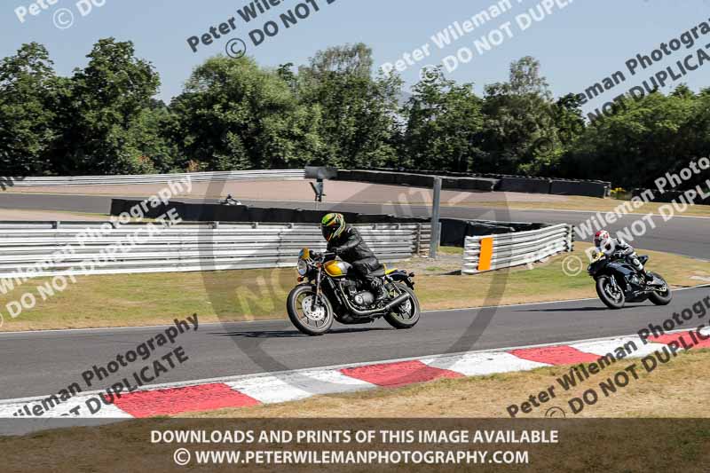 anglesey;brands hatch;cadwell park;croft;donington park;enduro digital images;event digital images;eventdigitalimages;mallory;no limits;oulton park;peter wileman photography;racing digital images;silverstone;snetterton;trackday digital images;trackday photos;vmcc banbury run;welsh 2 day enduro