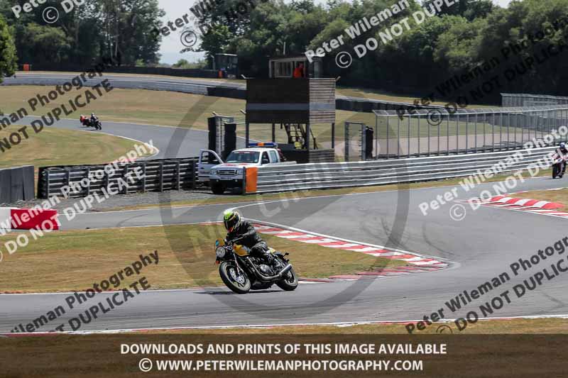 anglesey;brands hatch;cadwell park;croft;donington park;enduro digital images;event digital images;eventdigitalimages;mallory;no limits;oulton park;peter wileman photography;racing digital images;silverstone;snetterton;trackday digital images;trackday photos;vmcc banbury run;welsh 2 day enduro