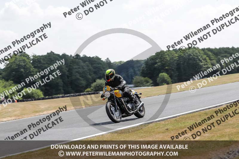 anglesey;brands hatch;cadwell park;croft;donington park;enduro digital images;event digital images;eventdigitalimages;mallory;no limits;oulton park;peter wileman photography;racing digital images;silverstone;snetterton;trackday digital images;trackday photos;vmcc banbury run;welsh 2 day enduro