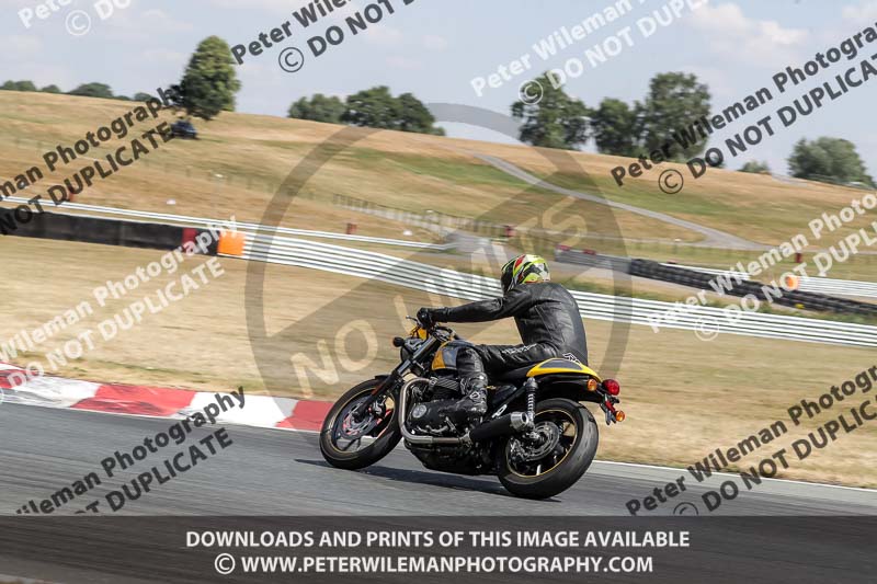 anglesey;brands hatch;cadwell park;croft;donington park;enduro digital images;event digital images;eventdigitalimages;mallory;no limits;oulton park;peter wileman photography;racing digital images;silverstone;snetterton;trackday digital images;trackday photos;vmcc banbury run;welsh 2 day enduro
