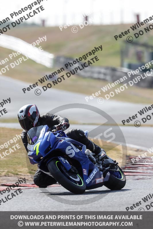 anglesey;brands hatch;cadwell park;croft;donington park;enduro digital images;event digital images;eventdigitalimages;mallory;no limits;oulton park;peter wileman photography;racing digital images;silverstone;snetterton;trackday digital images;trackday photos;vmcc banbury run;welsh 2 day enduro