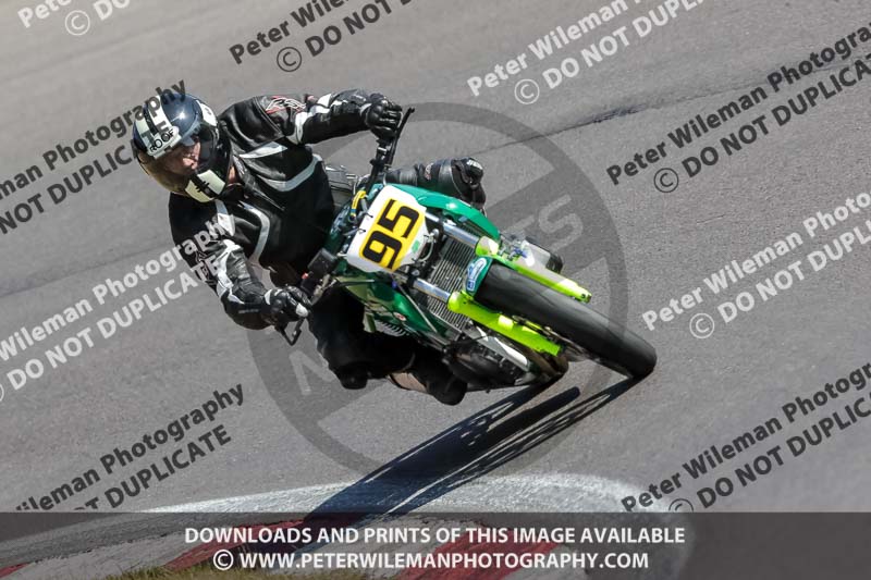 anglesey;brands hatch;cadwell park;croft;donington park;enduro digital images;event digital images;eventdigitalimages;mallory;no limits;oulton park;peter wileman photography;racing digital images;silverstone;snetterton;trackday digital images;trackday photos;vmcc banbury run;welsh 2 day enduro