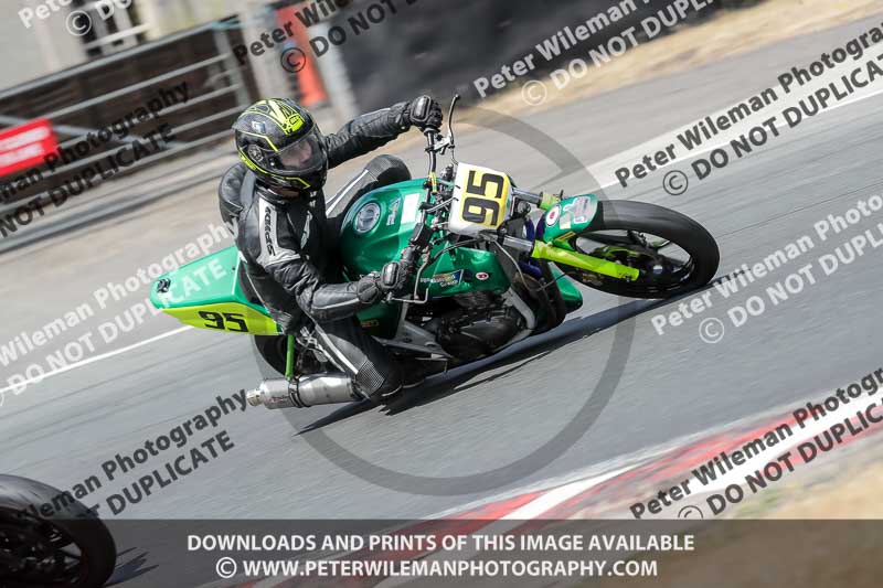 anglesey;brands hatch;cadwell park;croft;donington park;enduro digital images;event digital images;eventdigitalimages;mallory;no limits;oulton park;peter wileman photography;racing digital images;silverstone;snetterton;trackday digital images;trackday photos;vmcc banbury run;welsh 2 day enduro
