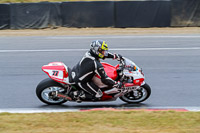 brands-hatch-photographs;brands-no-limits-trackday;cadwell-trackday-photographs;enduro-digital-images;event-digital-images;eventdigitalimages;no-limits-trackdays;peter-wileman-photography;racing-digital-images;trackday-digital-images;trackday-photos