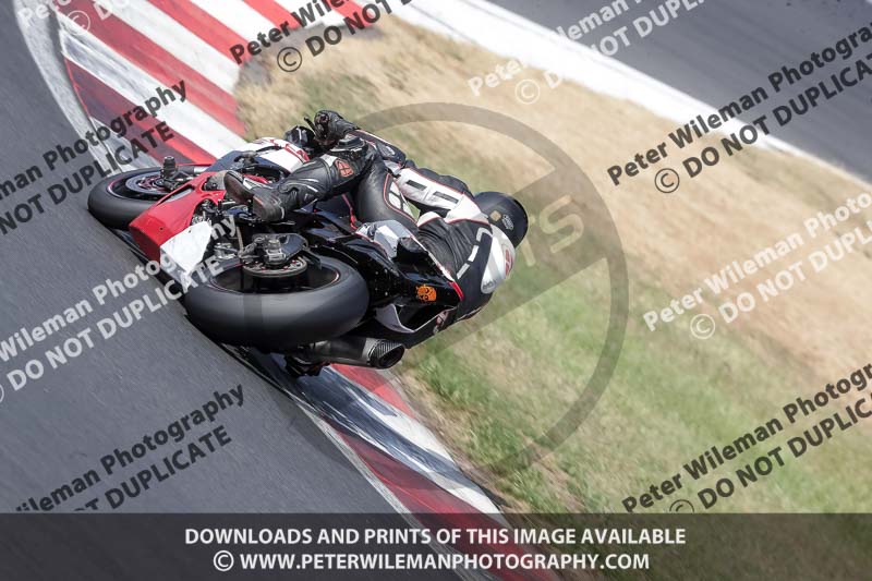 donington no limits trackday;donington park photographs;donington trackday photographs;no limits trackdays;peter wileman photography;trackday digital images;trackday photos