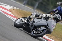 Advanced Group Silver/Grey Bikes
