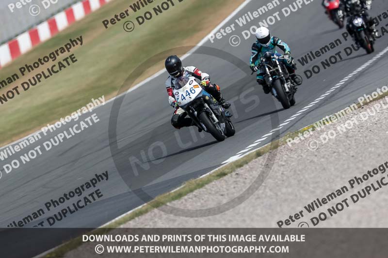 donington no limits trackday;donington park photographs;donington trackday photographs;no limits trackdays;peter wileman photography;trackday digital images;trackday photos