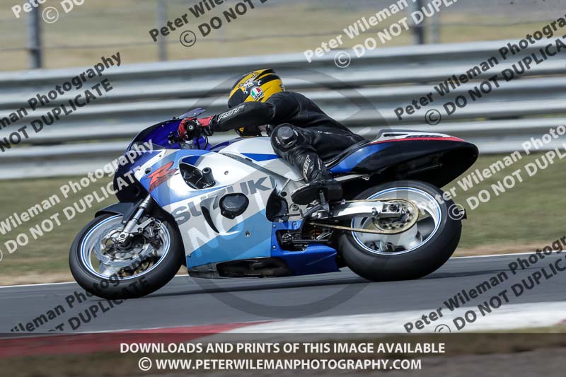 donington no limits trackday;donington park photographs;donington trackday photographs;no limits trackdays;peter wileman photography;trackday digital images;trackday photos