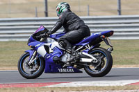 donington-no-limits-trackday;donington-park-photographs;donington-trackday-photographs;no-limits-trackdays;peter-wileman-photography;trackday-digital-images;trackday-photos